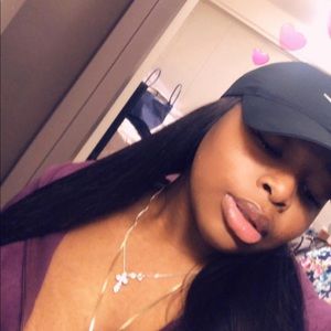 Meet your Posher, Moshaya